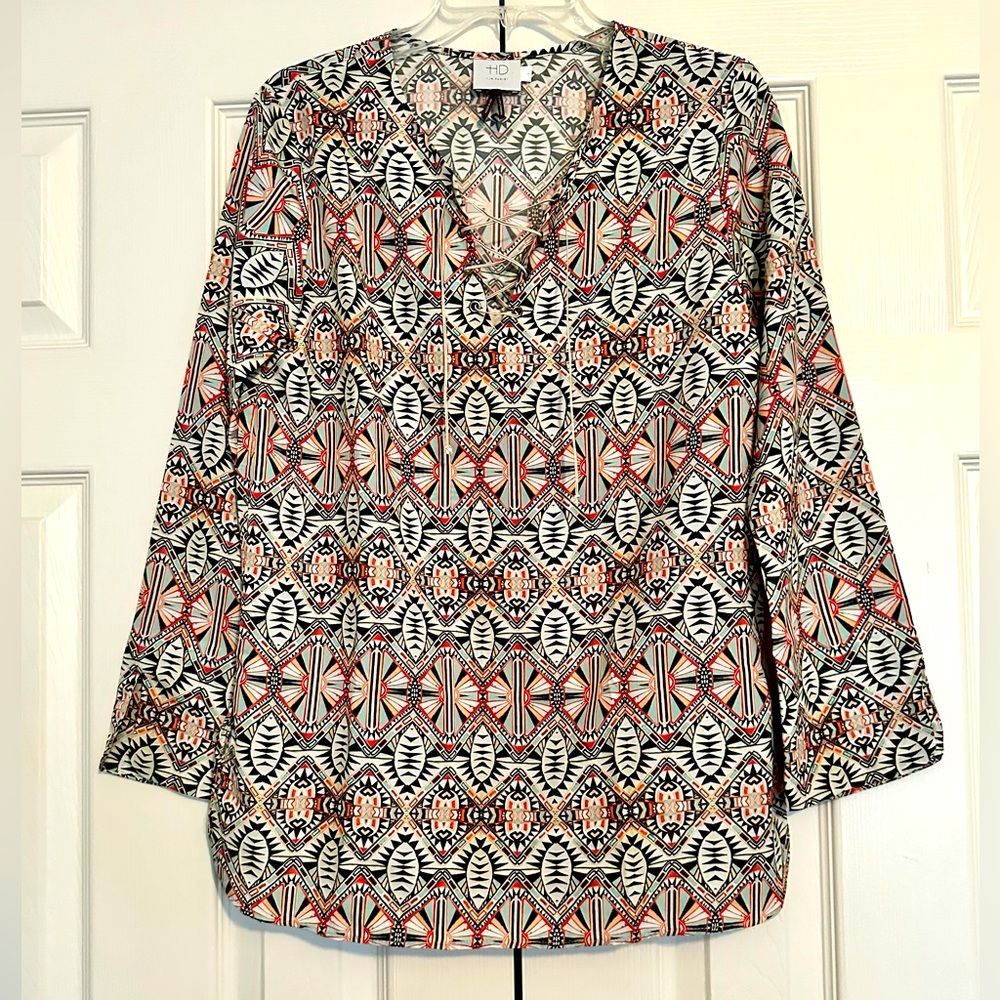 Women’s long sleeved top